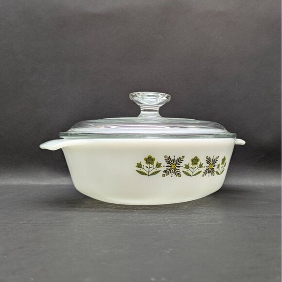 Anchor Hocking Fire King Round 2 Qt. Covered Casserole Dish Glass Vintage - Picture 2 of 16